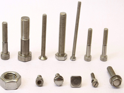 threaded_stainless_steel_fasteners-001_400